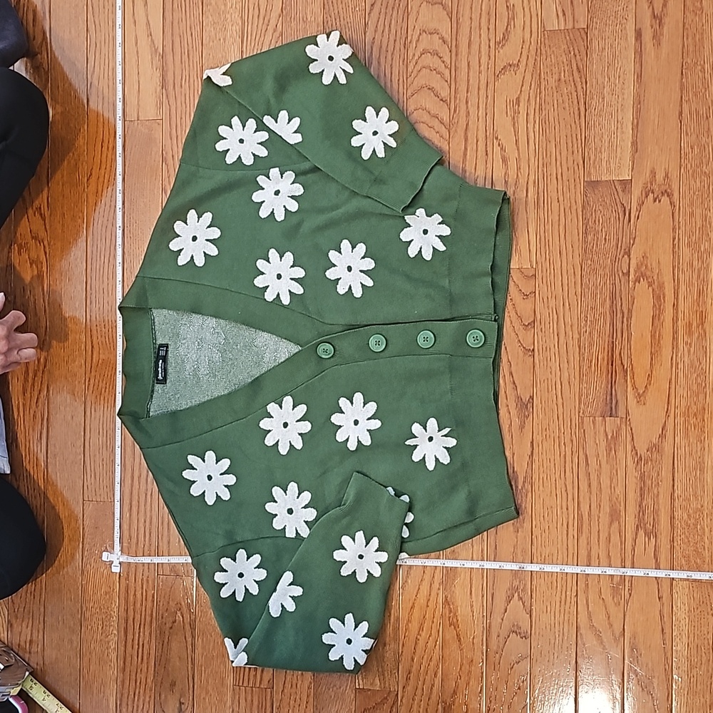 Daisy print cardigan